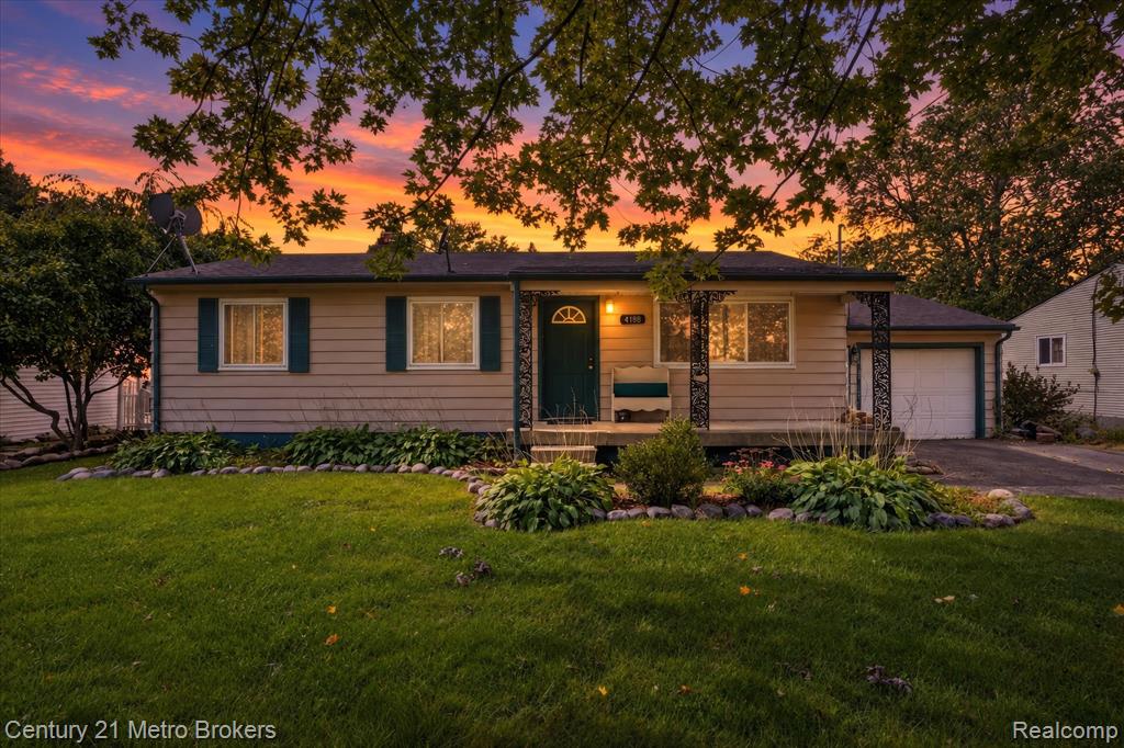 4188 Carmanwood Drive — photo