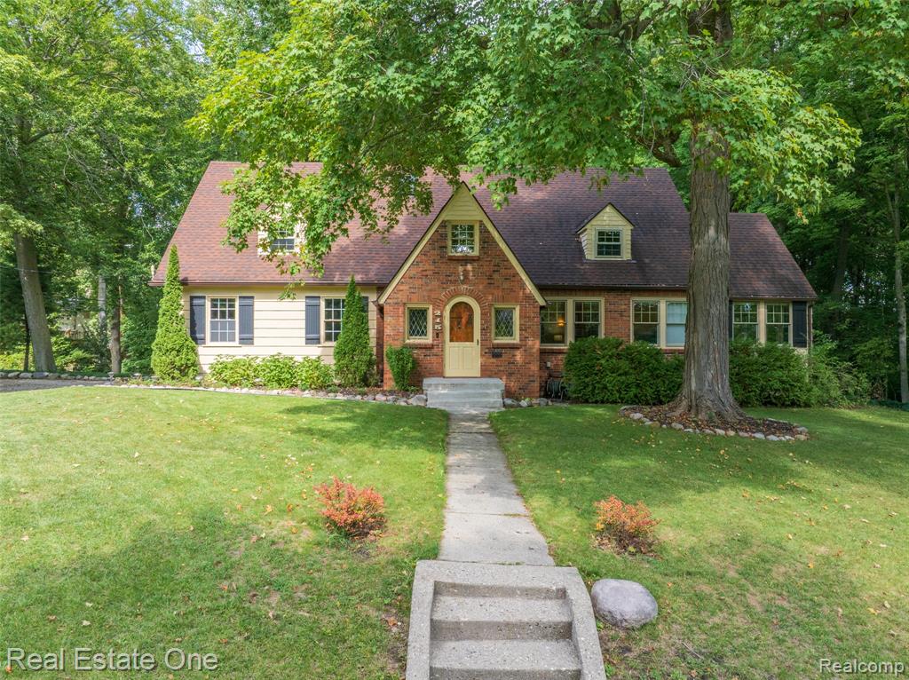 215 Hill Street — photo