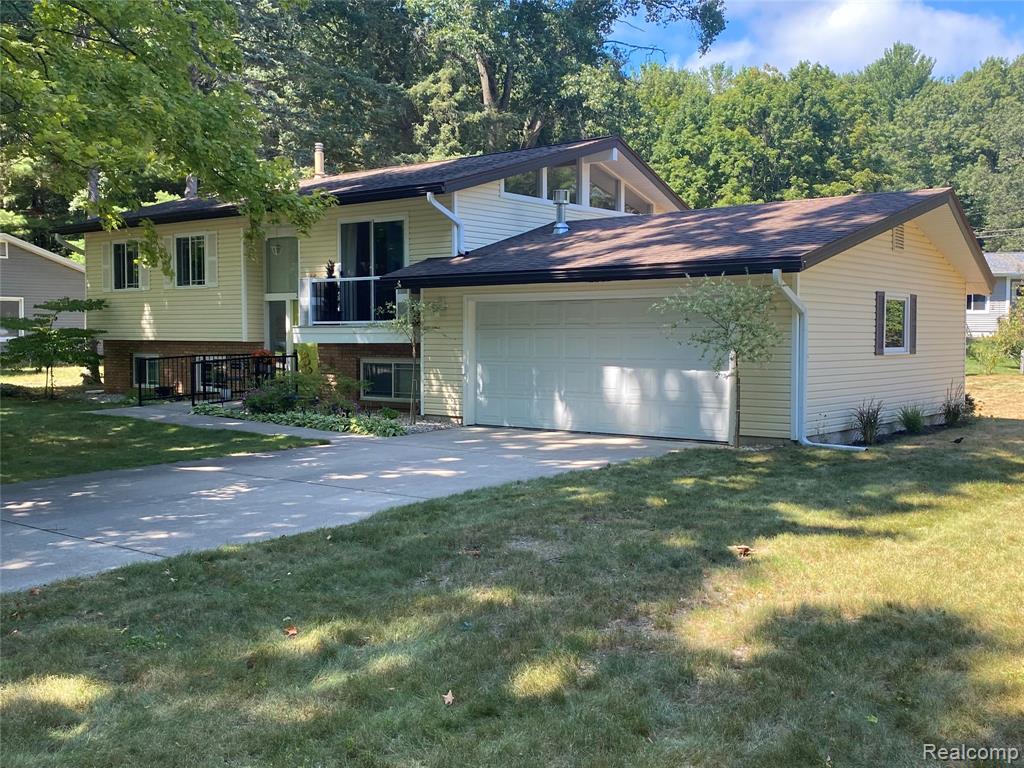 2115 Aspen Drive — photo