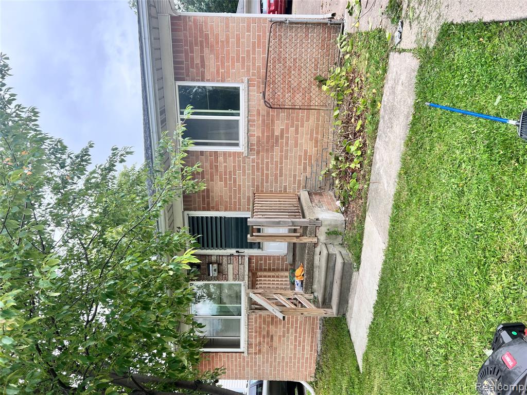 8064 Timken Avenue — photo