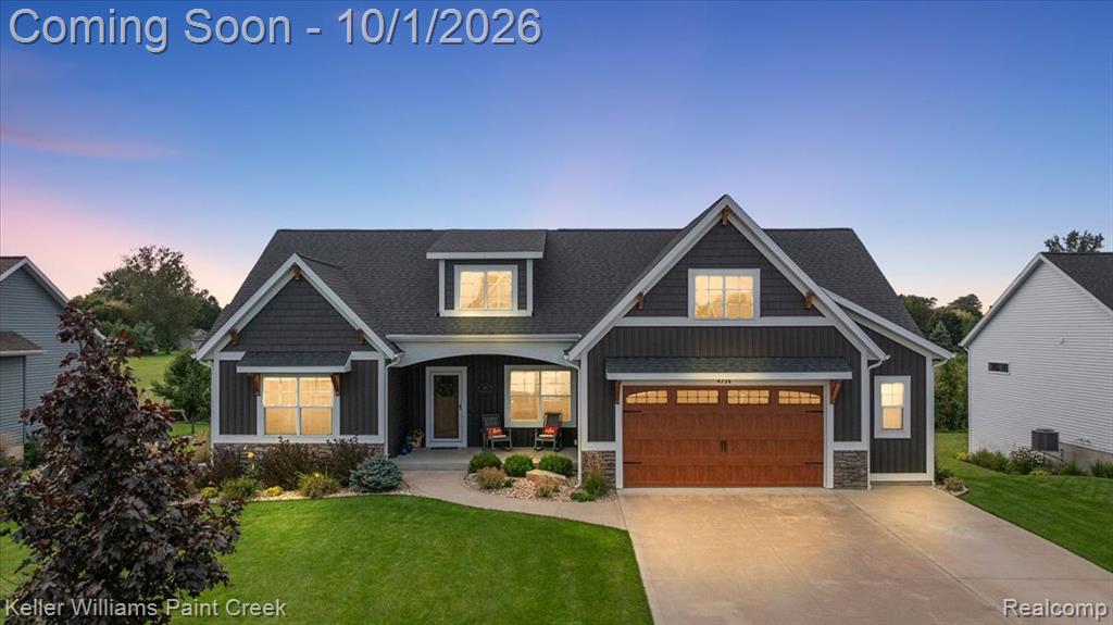 4736 W Lake Drive — photo