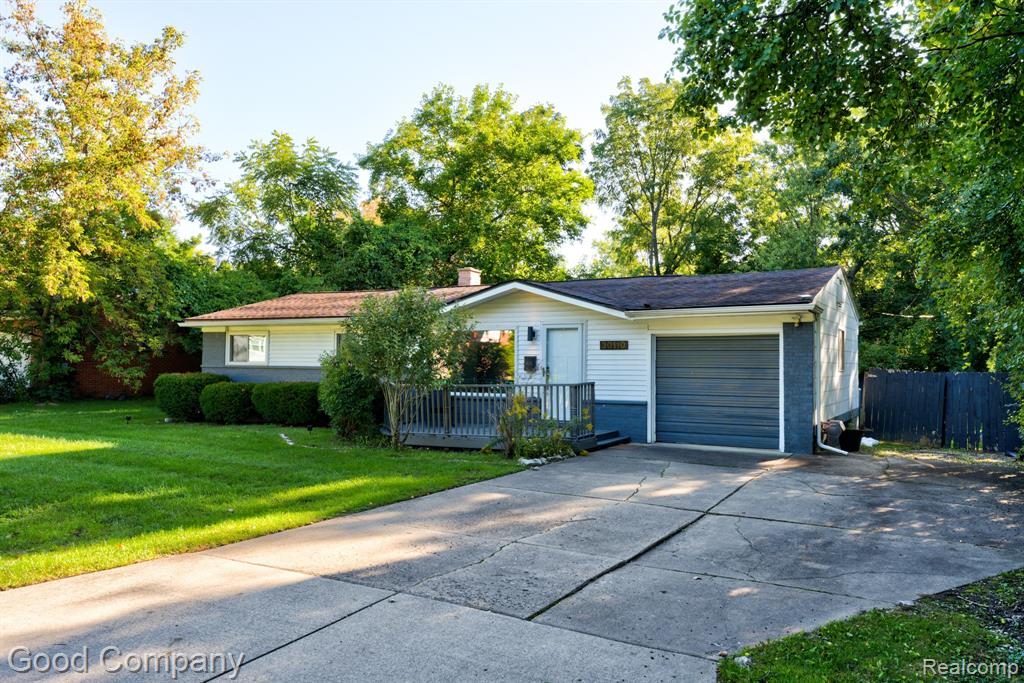 30110 Fairfax Street — photo