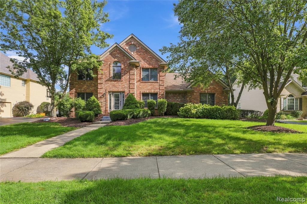 5681 Woodfield Parkway — photo