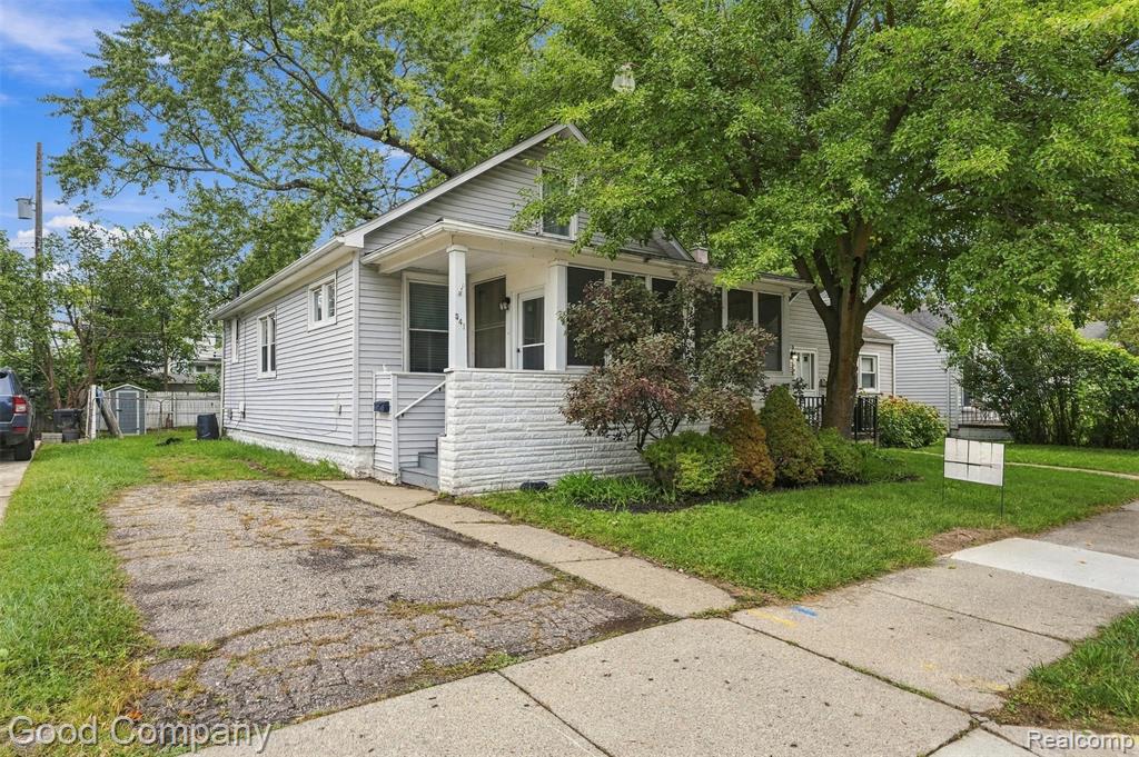 541 E Breckenridge Street — photo