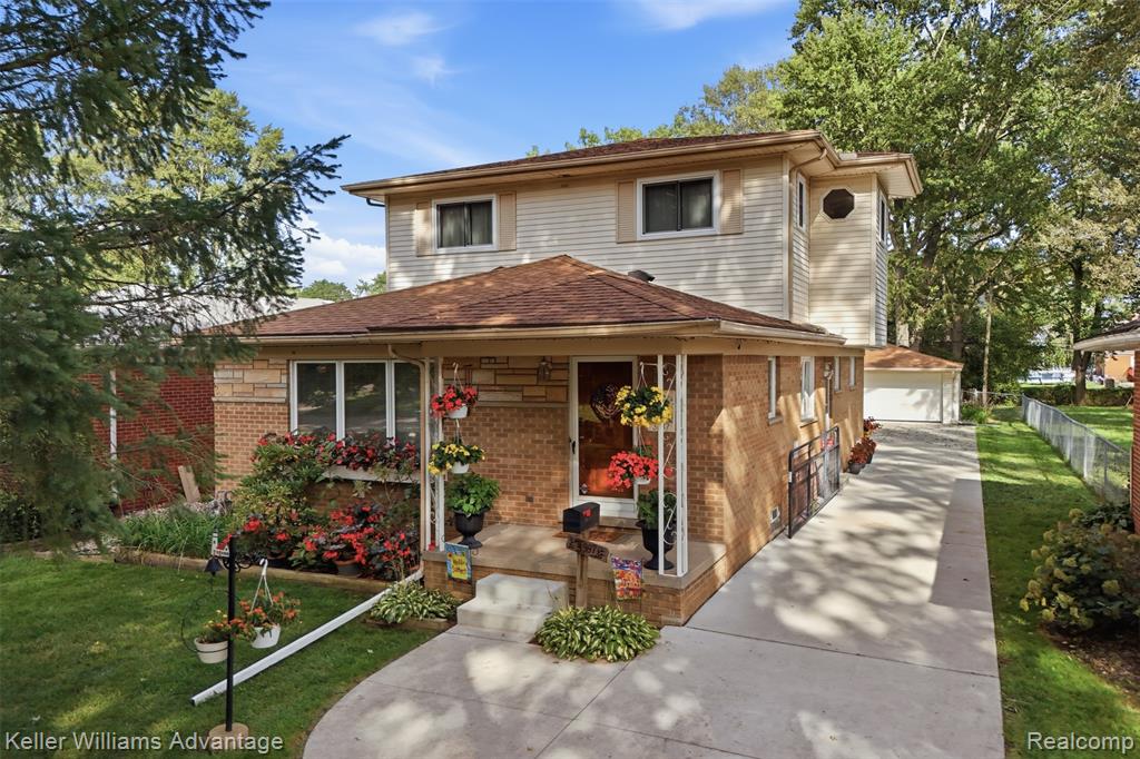 3987 Grindley Park Street — photo