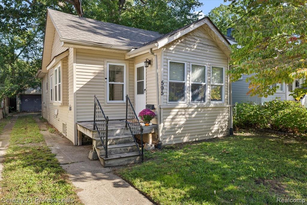 595 E Drayton Street — photo