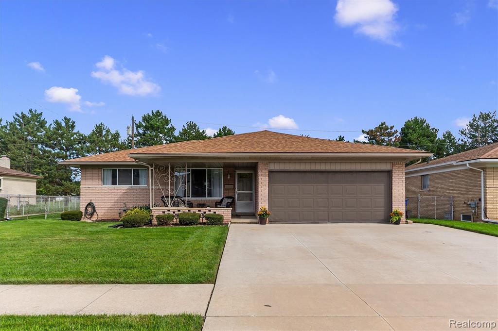 13141 Balfour Drive — photo