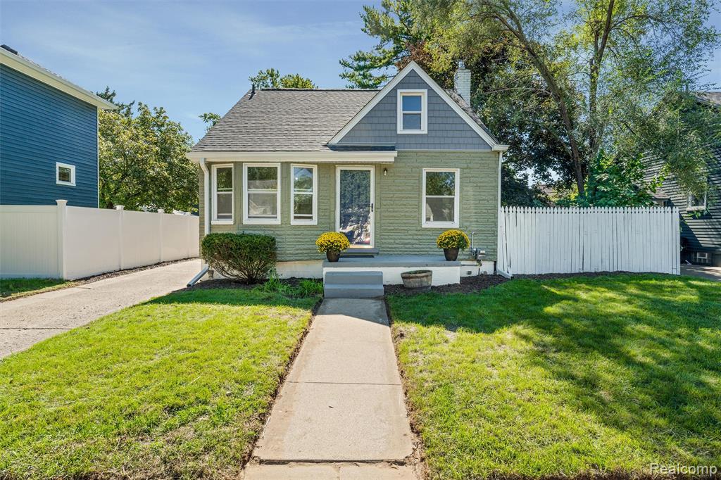 1427 Pearson Street — photo