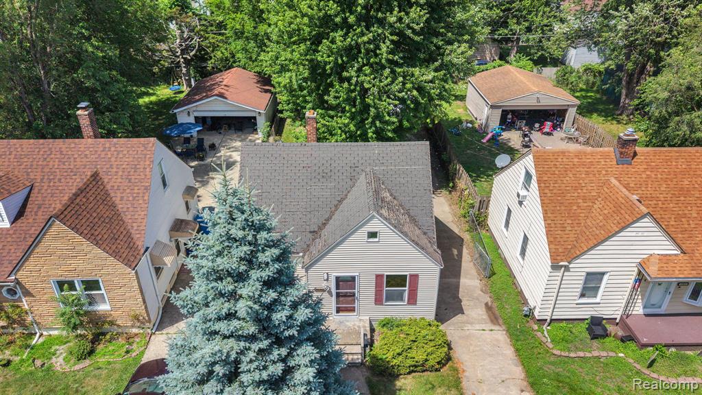 25948 McDonald Street — photo