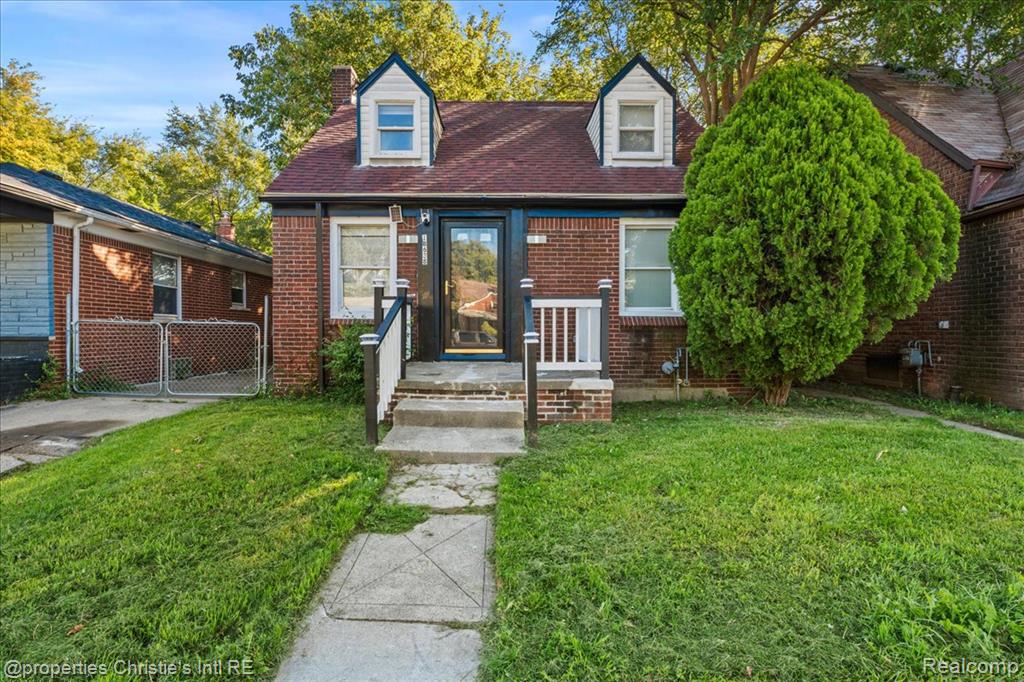18638 Barlow Street — photo