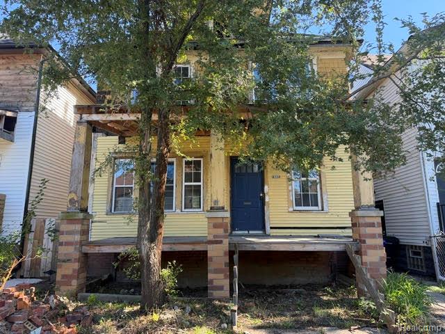 6184 Avery Street — photo