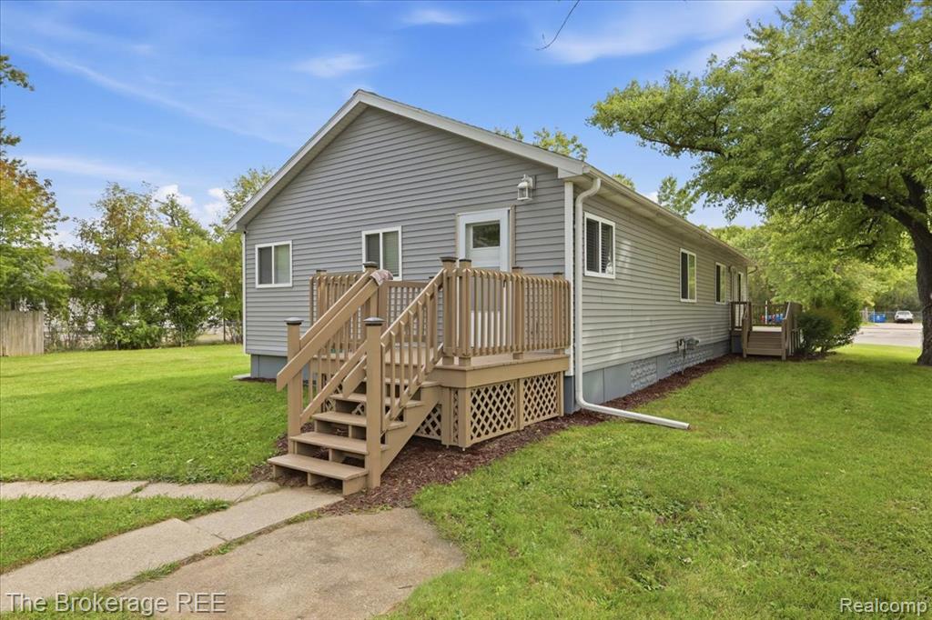 3399 Richfield Road — photo