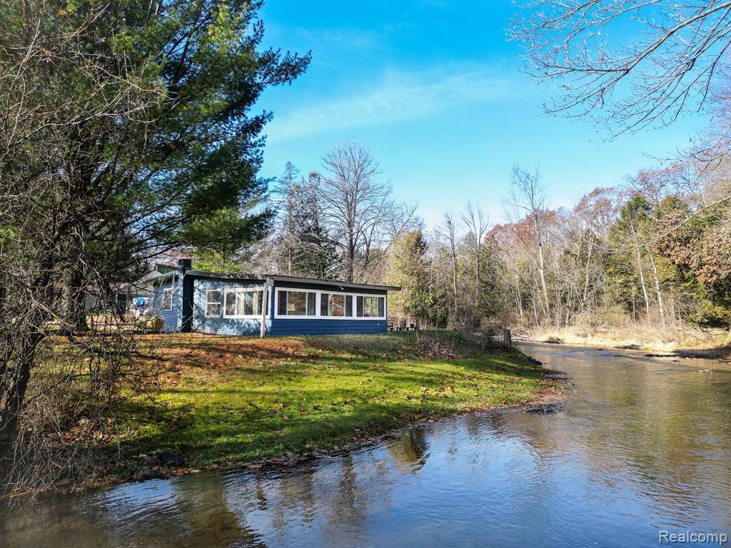 350 Deer Path Lane — photo
