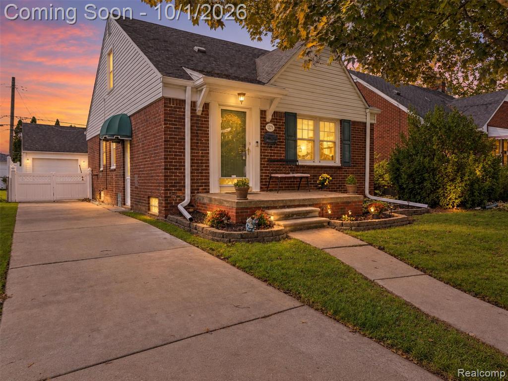 12975 Ward Street — photo