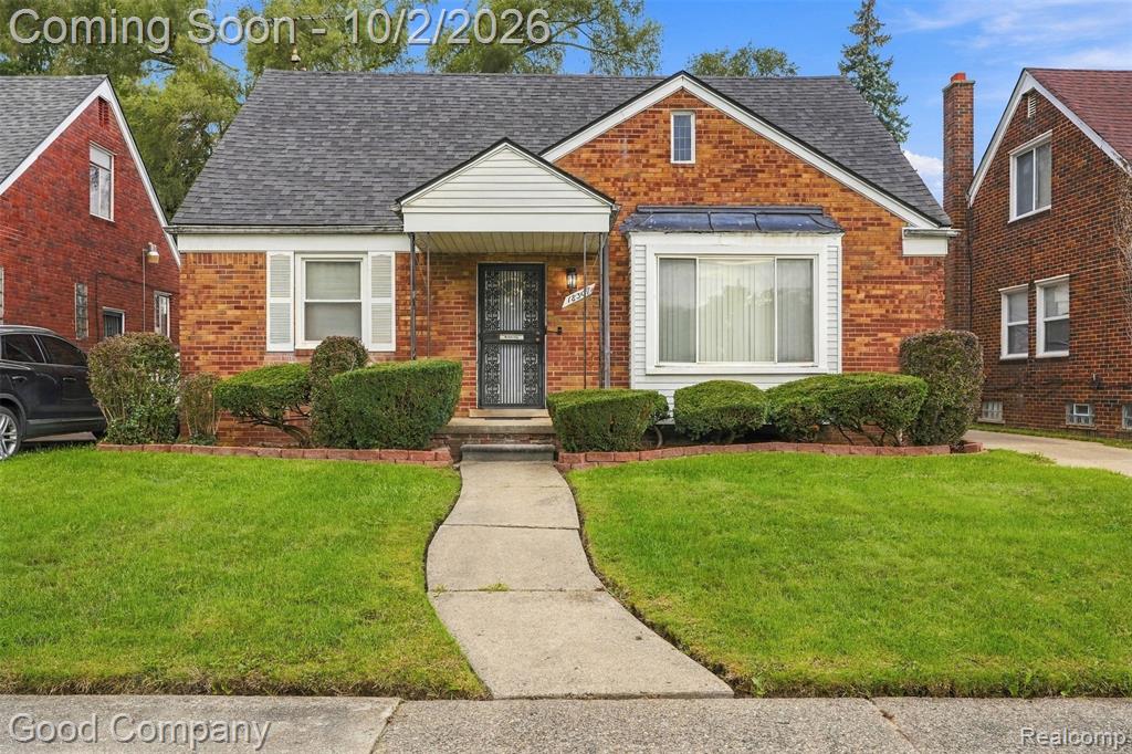 18307 Mark Twain Street — photo
