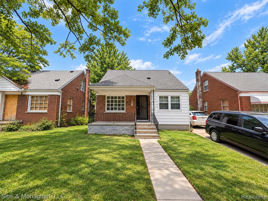 15211 Park Grove Street — photo