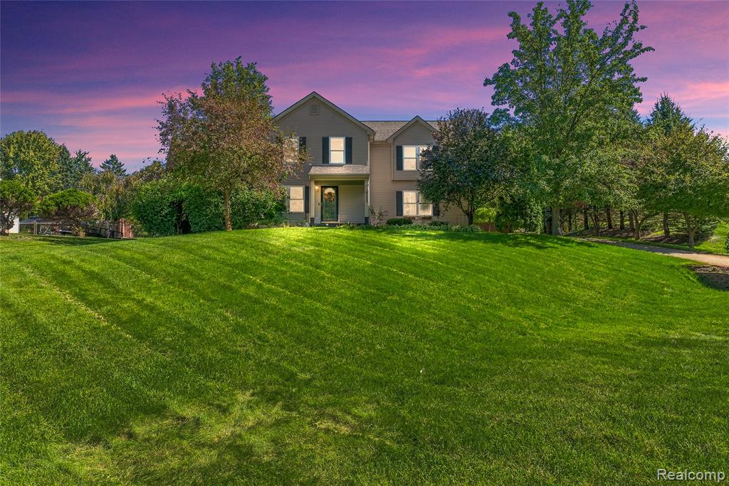 16225 Apple Lane — photo