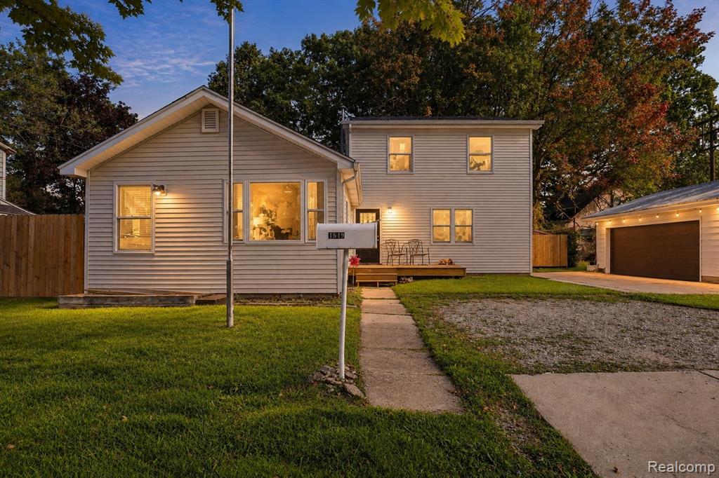 1519 Eastward Street — photo