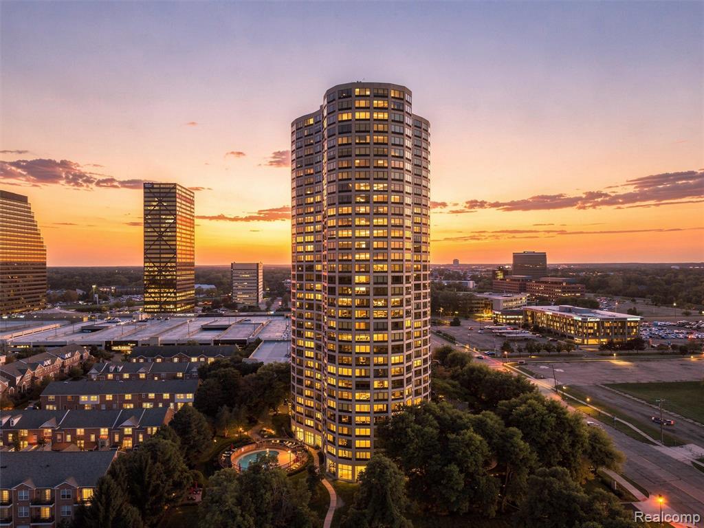 5000 Town Center — photo