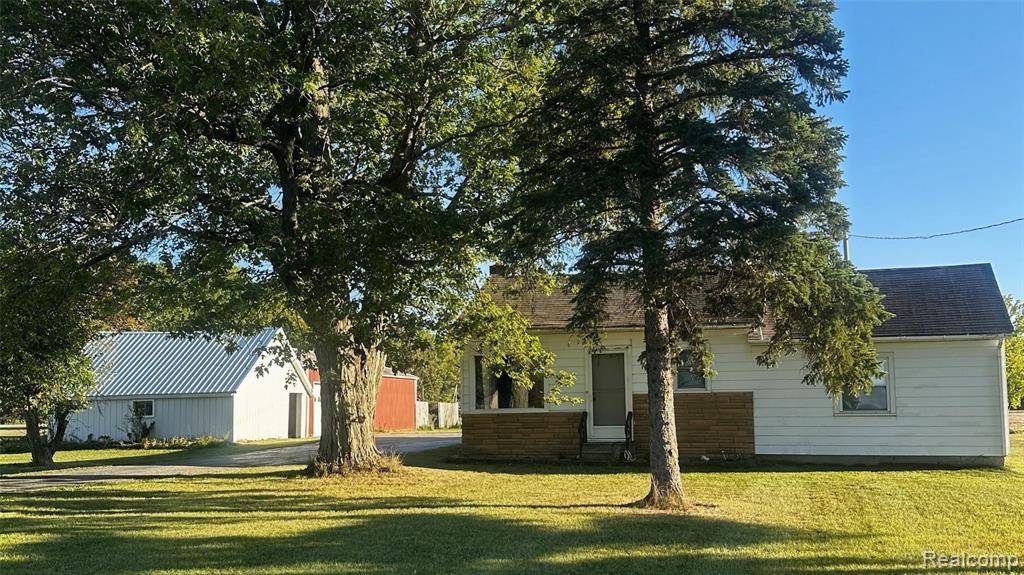 7305 Gary Road — photo
