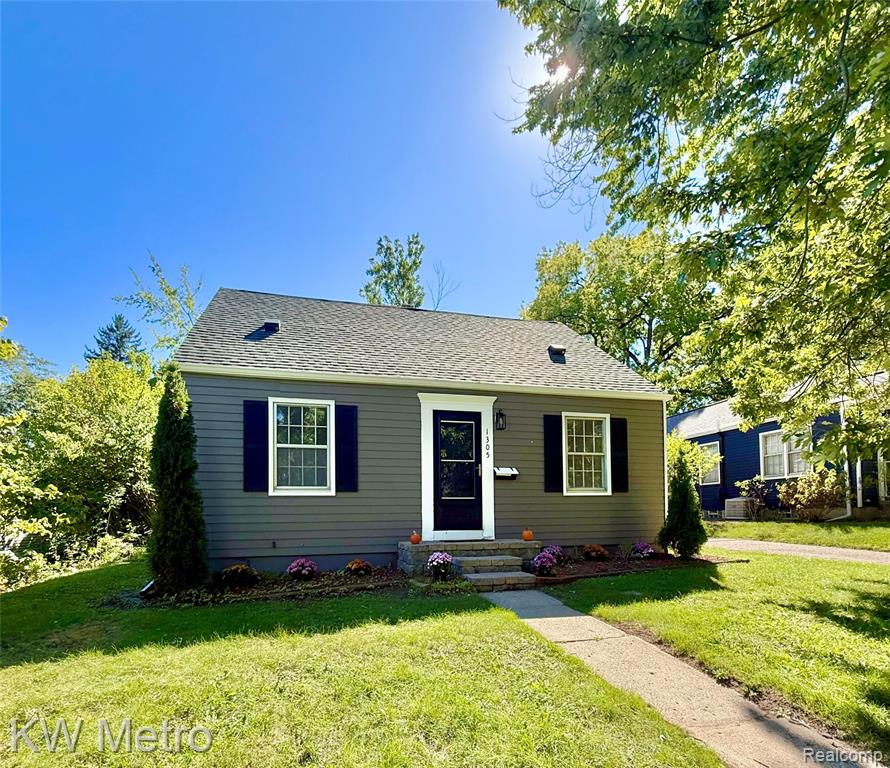 1305 Collegewood Street — photo