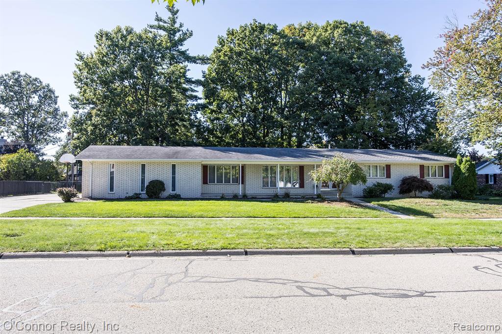 948 Illinois Street — photo