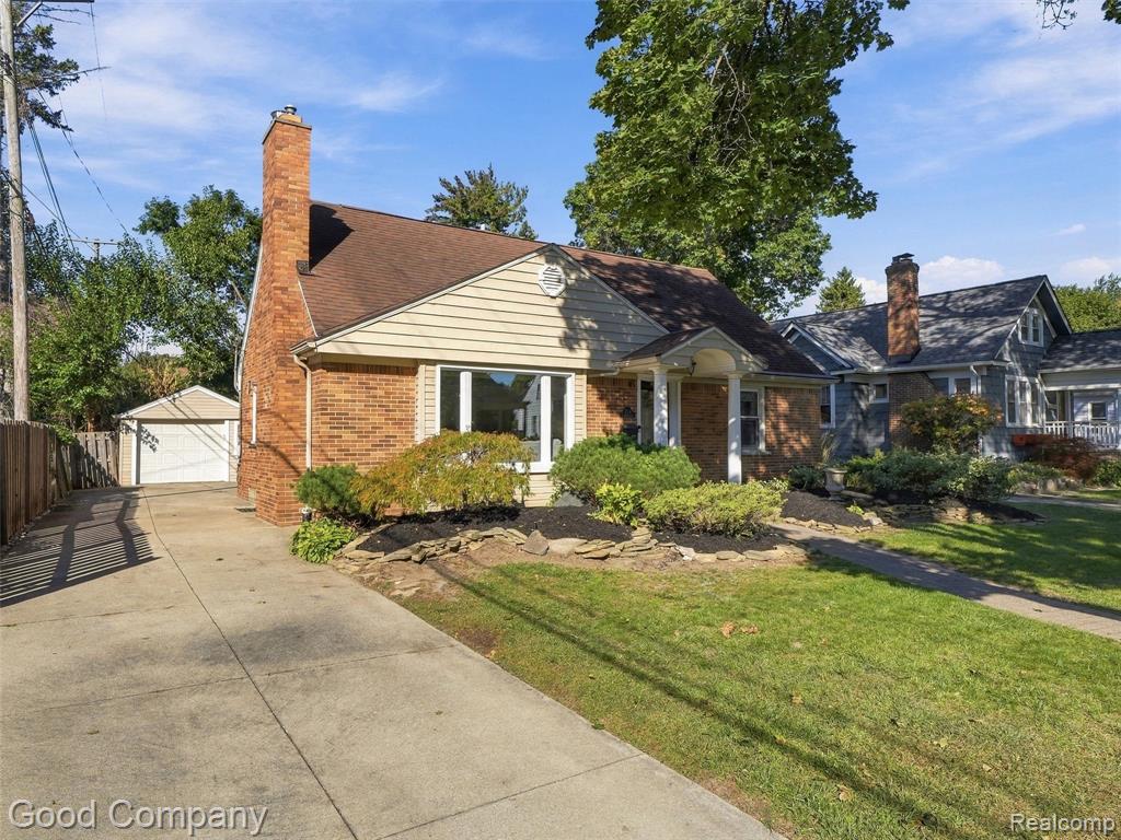 724 S Gainsborough Avenue — photo