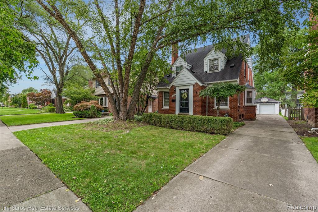 2158 Fleetwood Drive — photo