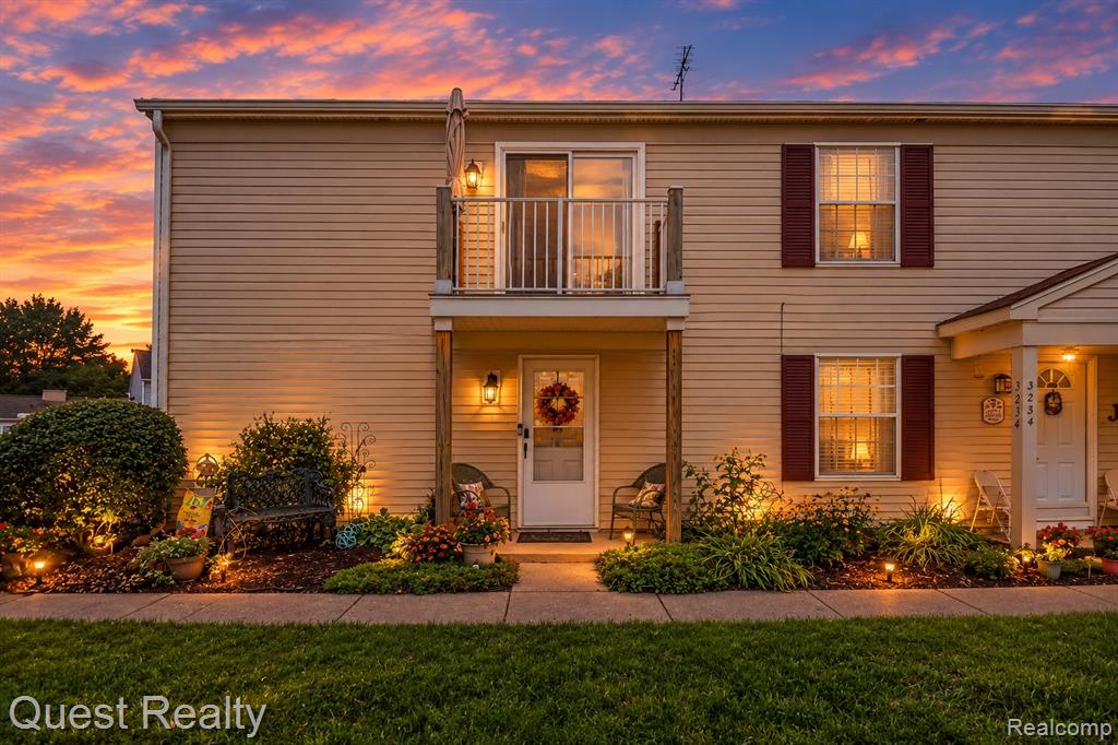 3232 Birchcreek Court — photo