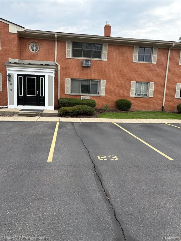 810 Plate Street, Rochester, MI 48307
