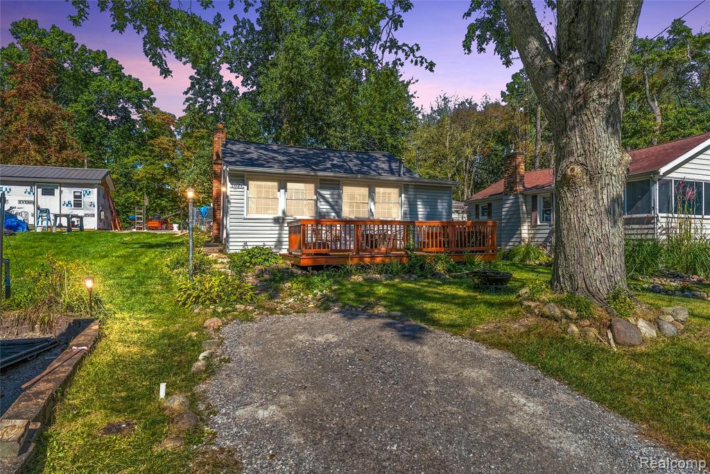1621 Greenwood Court — photo