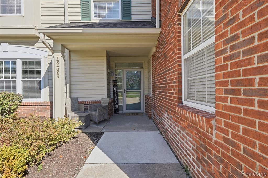 4293 Hampton Ridge Boulevard, Howell, MI 48843 — photo 2