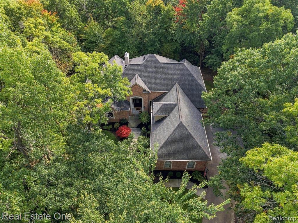5086 Hilltop Estates Drive — photo