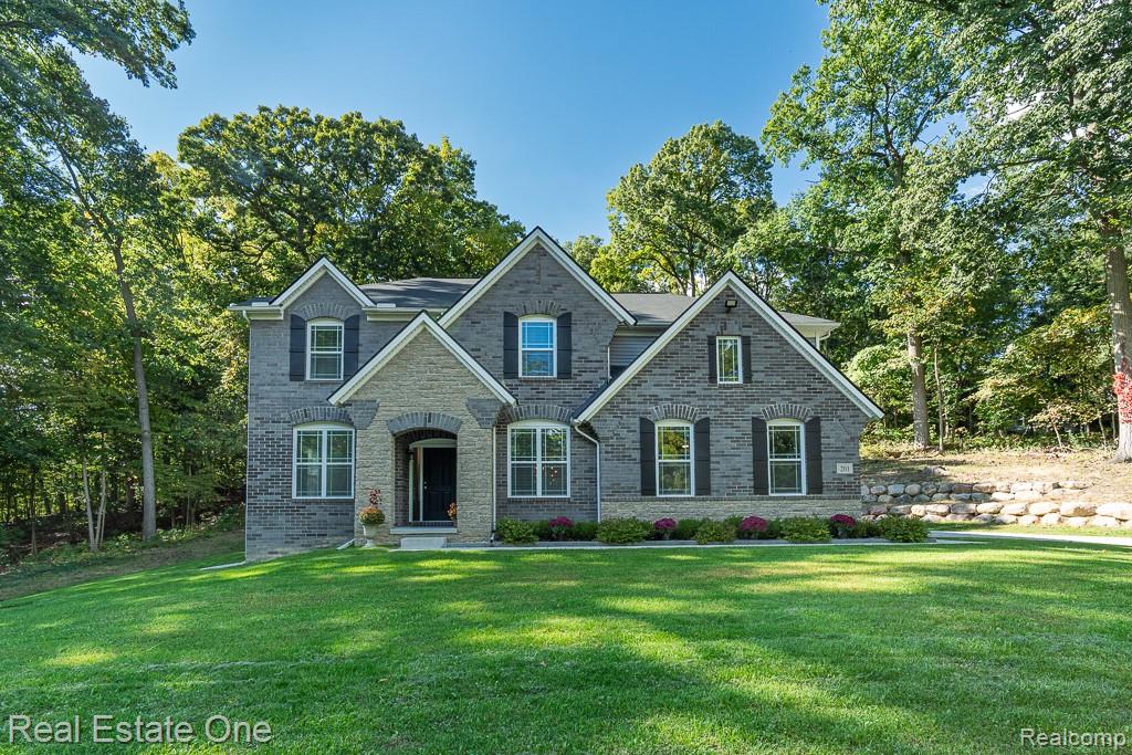 201 Beechview Drive — photo
