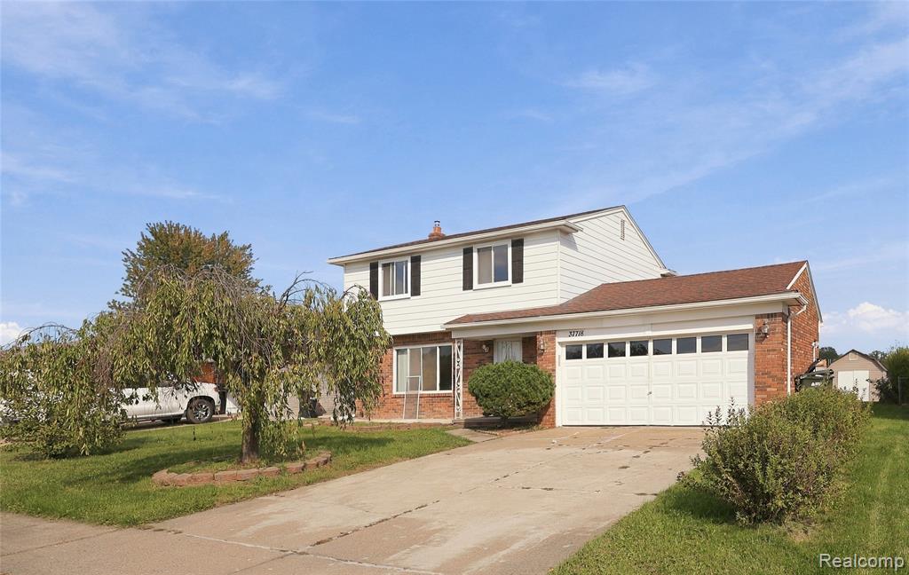 37718 Douglas Court — photo