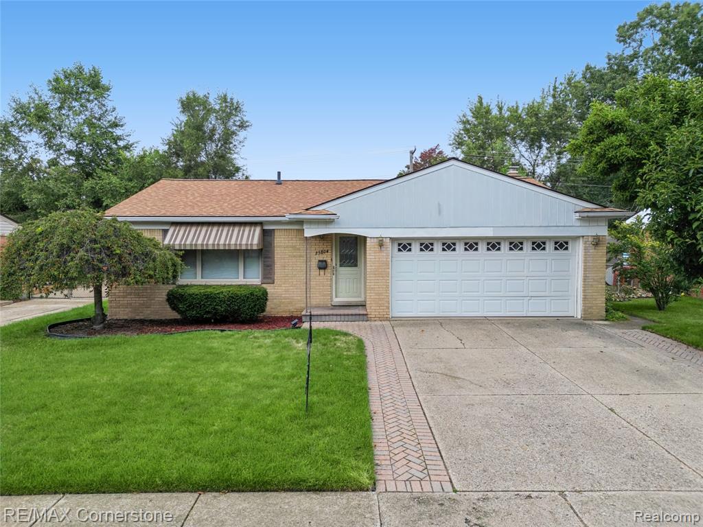 35804 Fernwood Street — photo