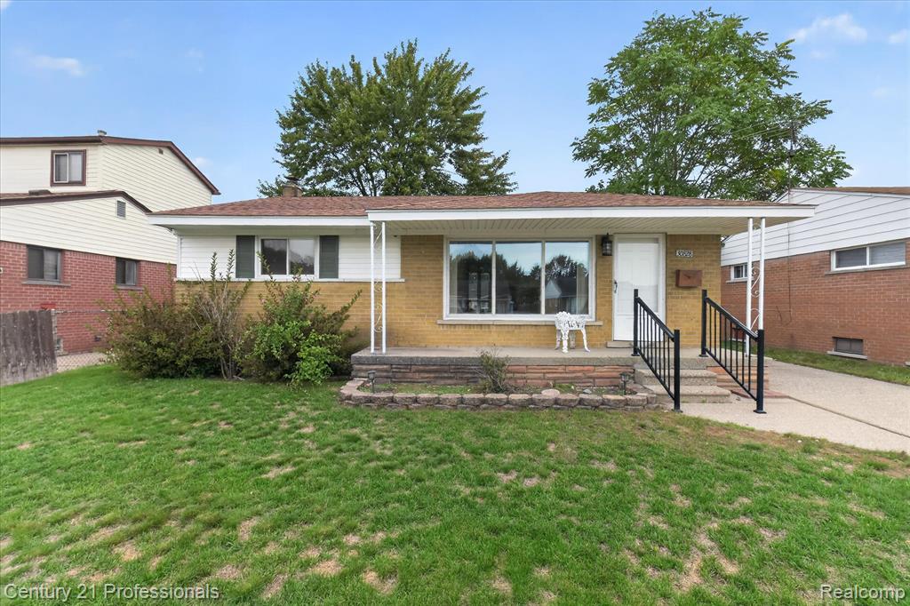 30828 Fernwood Street — photo