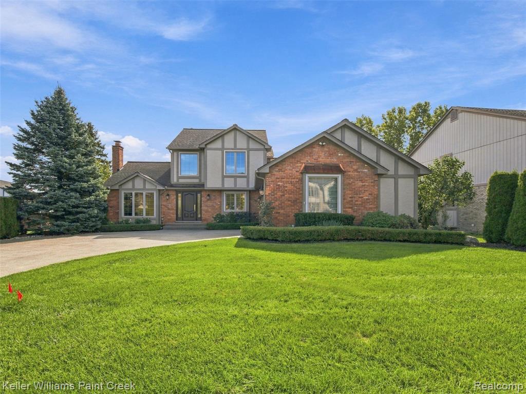 1066 Grandview Drive — photo
