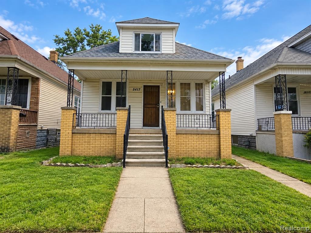 5117 Sobieski Street — photo