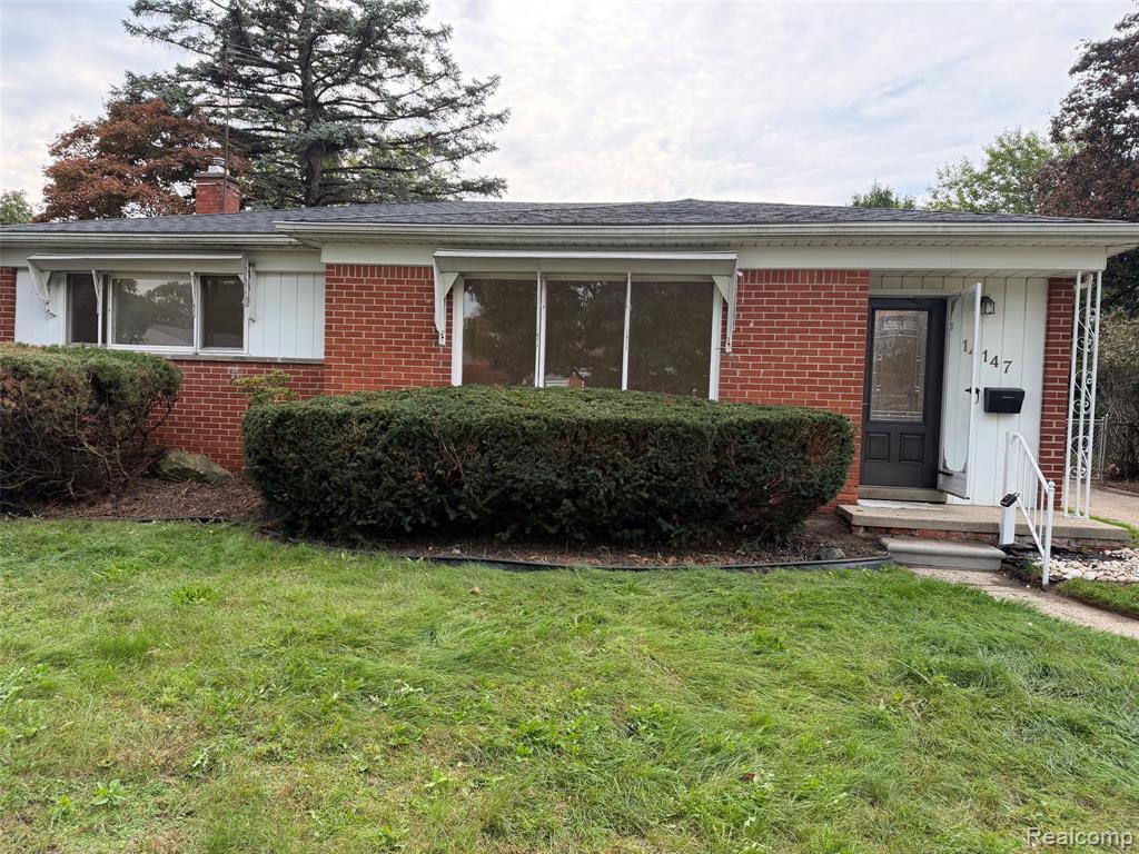 14147 Arcola Street — photo