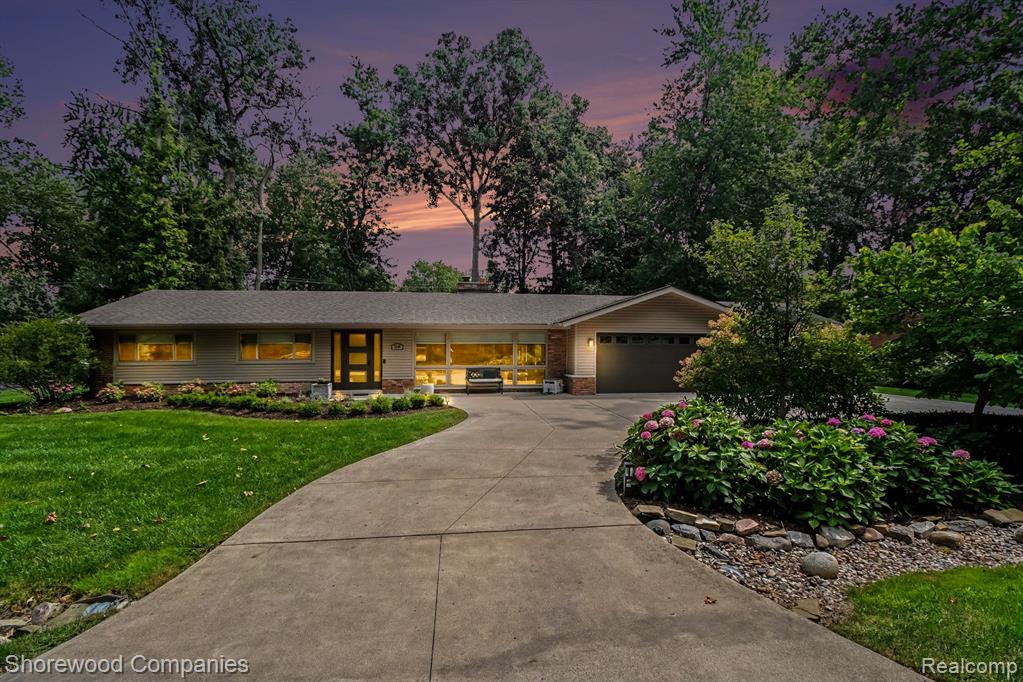 3144 Upton Drive — photo