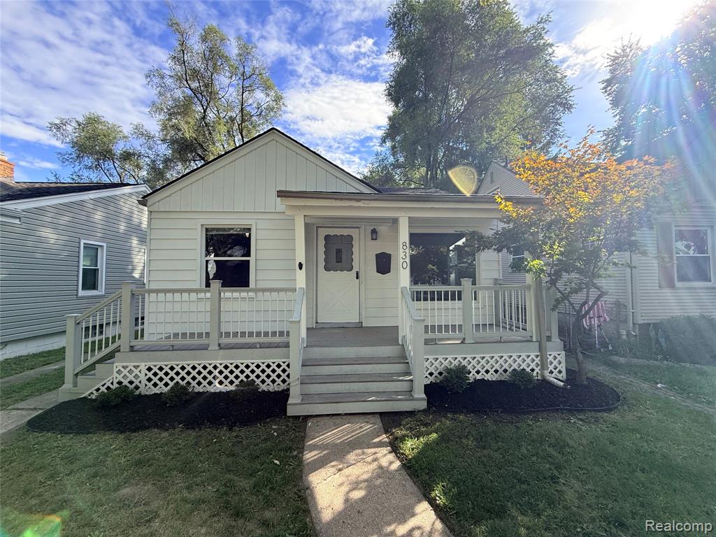 830 Channing Street — photo