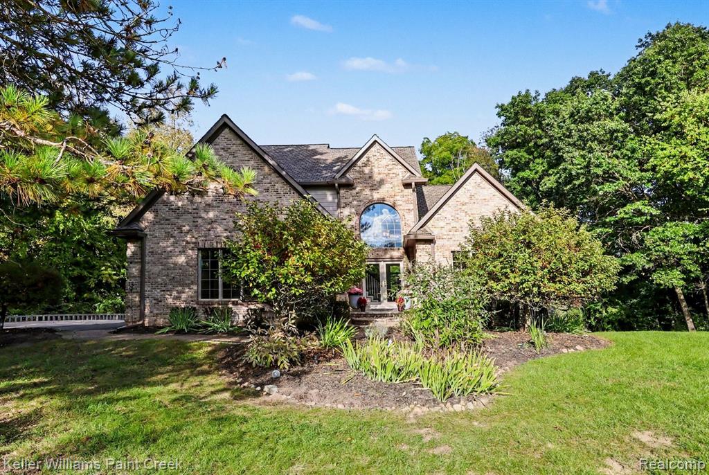 90 Creekwood Drive — photo