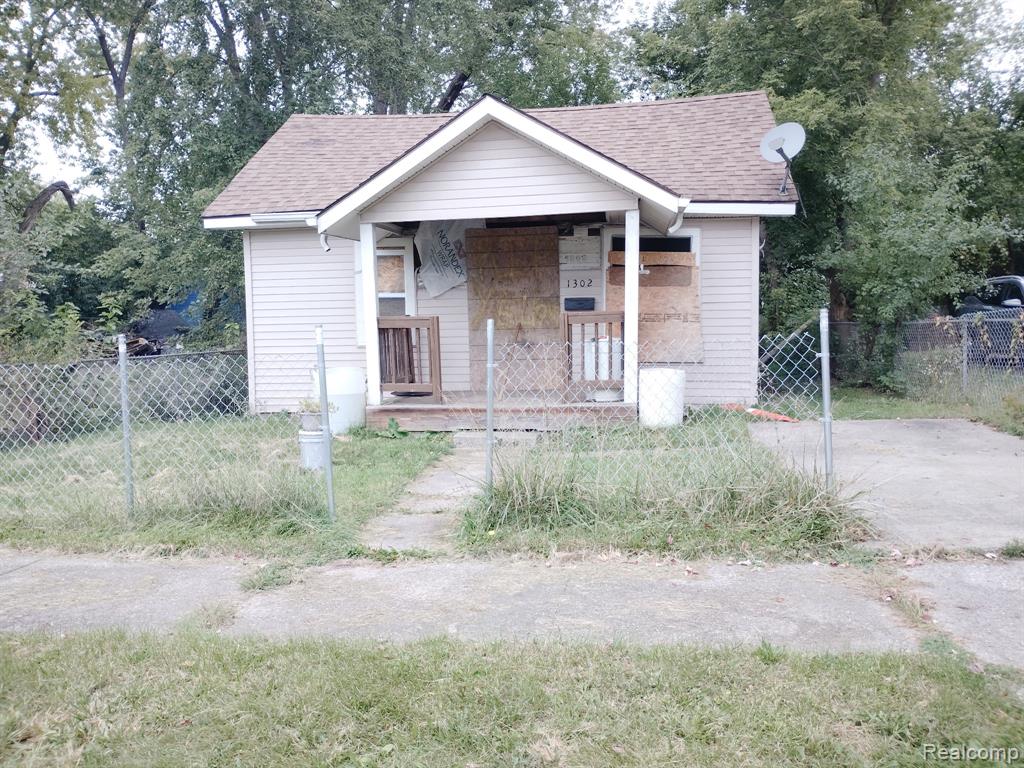 1302 Huron Street — photo