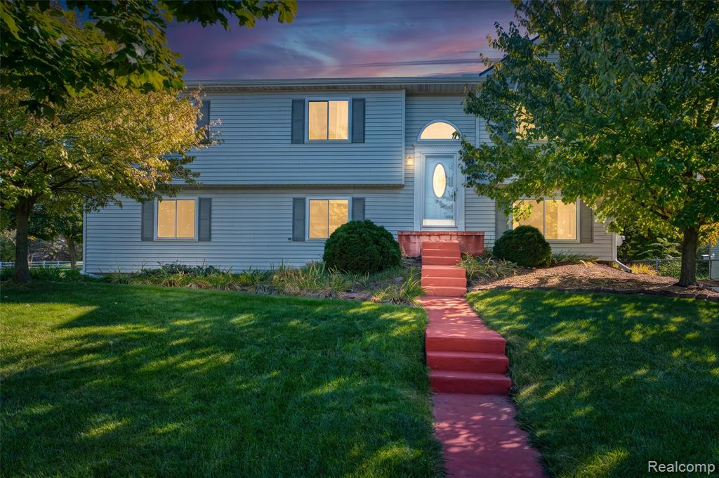 788 Stoney Drive — photo