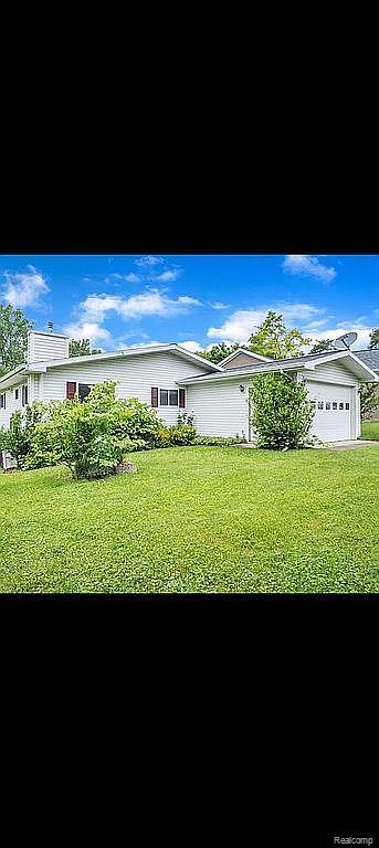 11728 Greenbriar Drive — photo