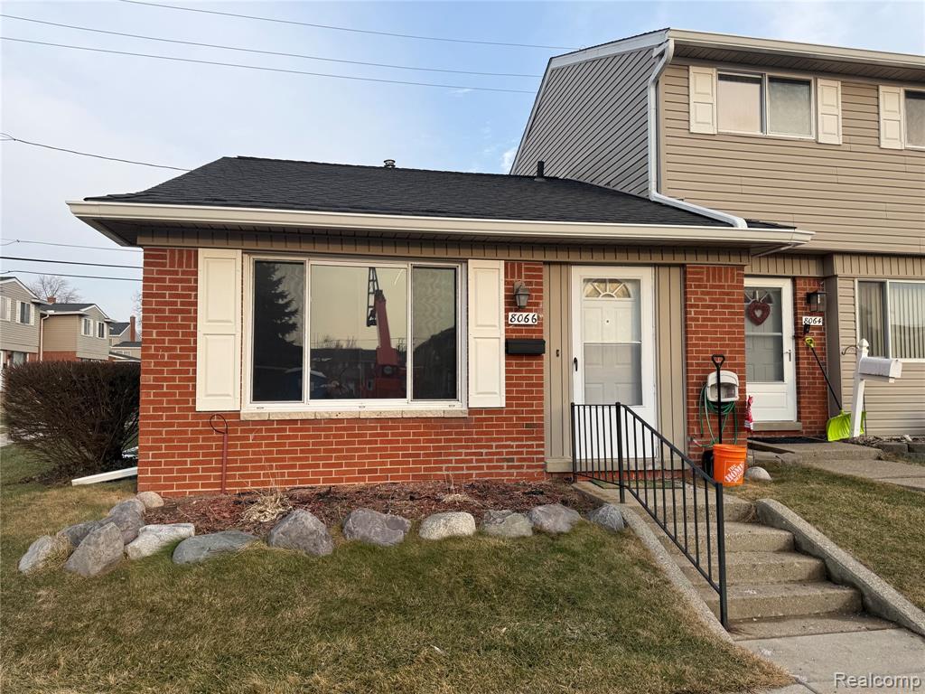 8066 Coventry Street — photo
