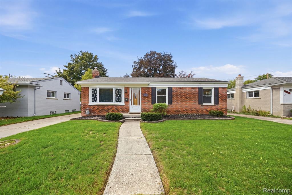 9293 Virginia Street — photo