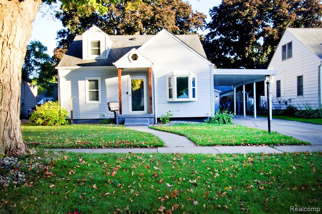 1521 Mulberry Lane — photo