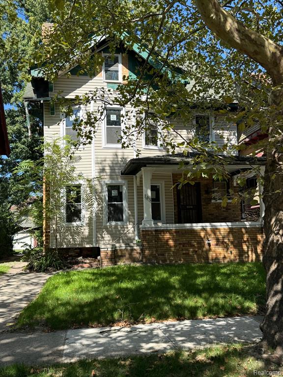 109 Massachusetts Street — photo